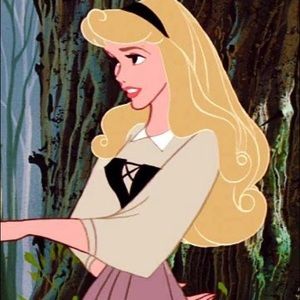 Meet your Posher, Emma